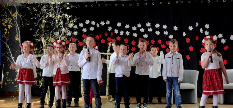 13 listopada 2025 r.odbyło się spotkanie poetyckie poświęcone tematyce odzyskania przez Polskę niepodległości.